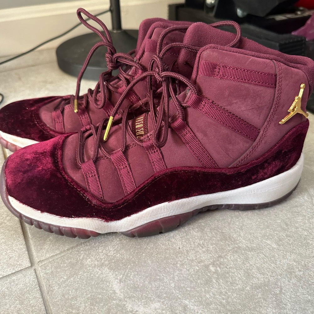 Air Jordan 11 Retro GG Heiress 'Velvet 2016